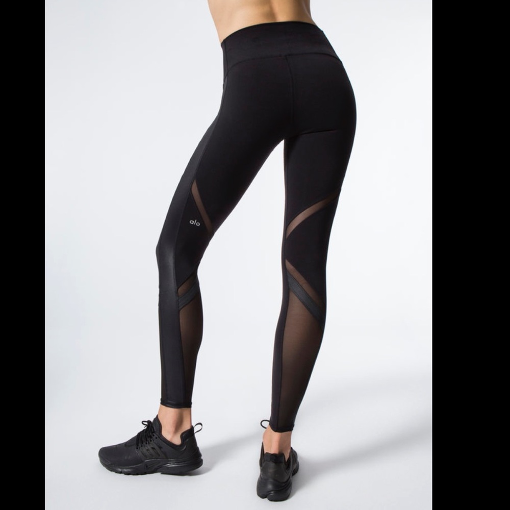 ALO High Waist Epic Legging size S in Black NWT
